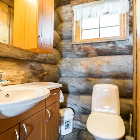 Nyaraló Iso-karhu By Interhome Ruka