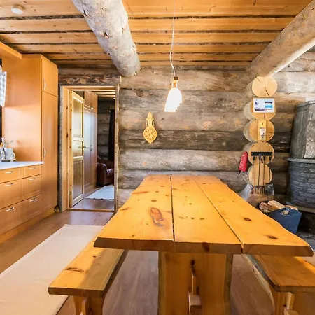 Iso-karhu By Interhome רוקה